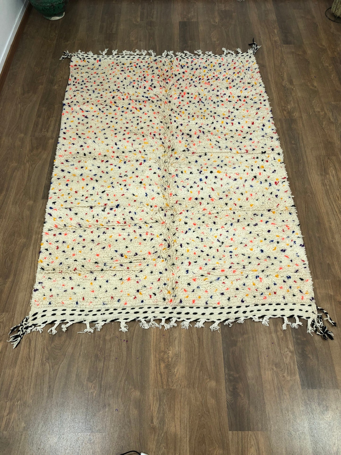 Custom Handmade Moroccan White Wool & Colorful Dots Beni Ouarian Rug - MarrakeshLoom