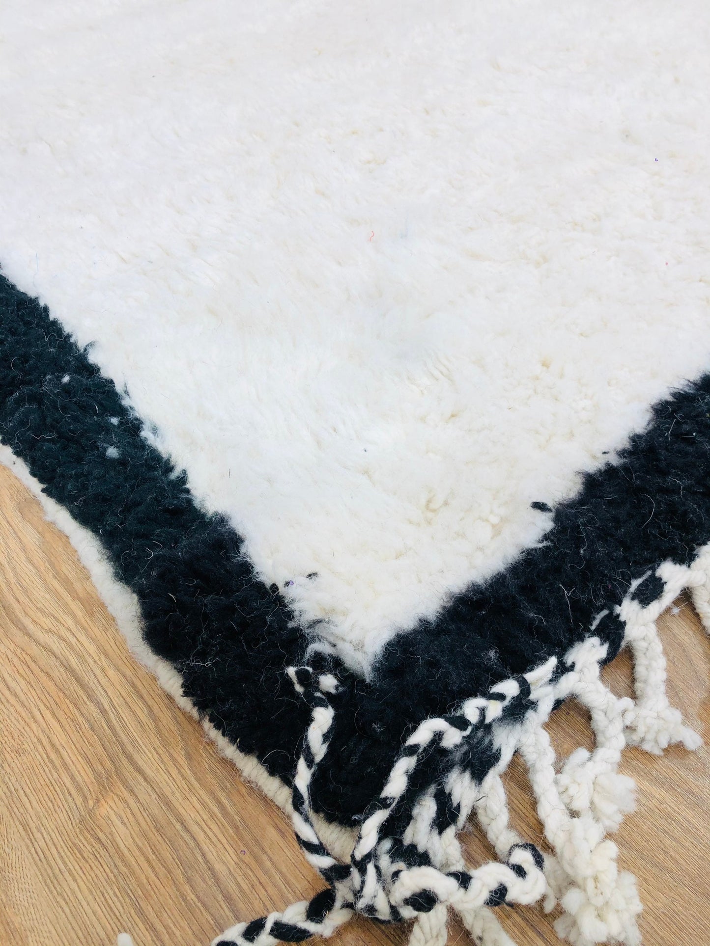Custom Handmade Moroccan White Cream and Black Wool Beni Ourain Rug - MarrakeshLoom