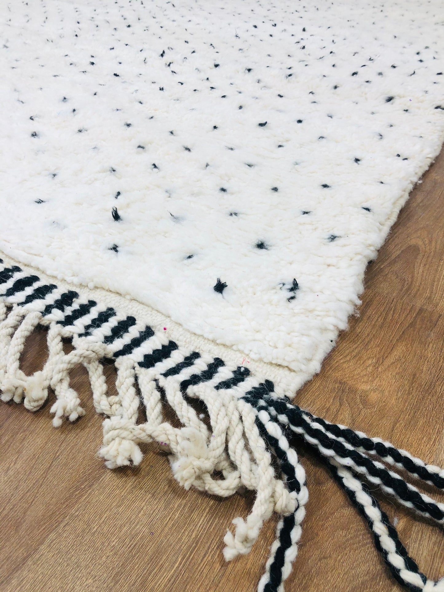 Custom Handmade Moroccan White Wool & Black Dots Berber Beni Ourain Rug - MarrakeshLoom