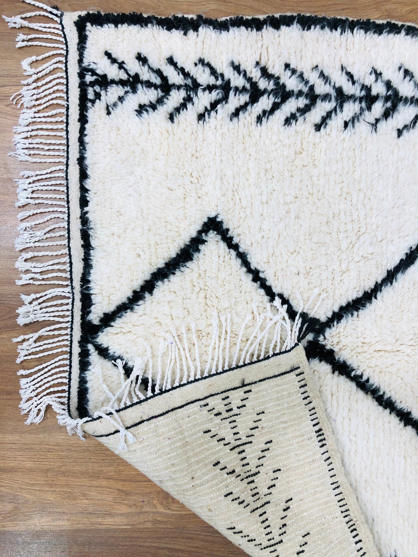 Custom Handmade Moroccan White & Black Geometric Beni Ourain Rug - MarrakeshLoom