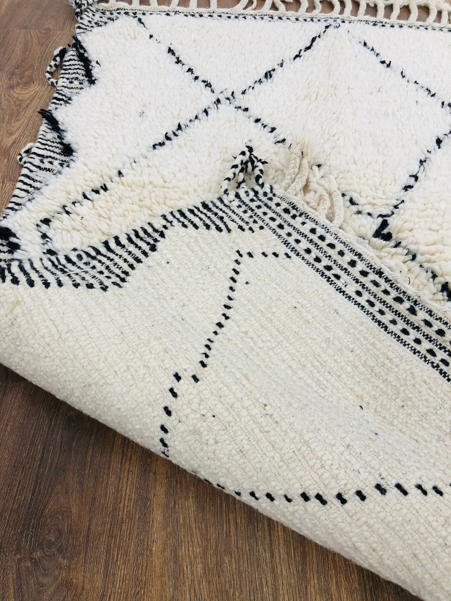 Custom Handmade Moroccan White Wool & Black Lozenge Beni Ourain Rug - MarrakeshLoom