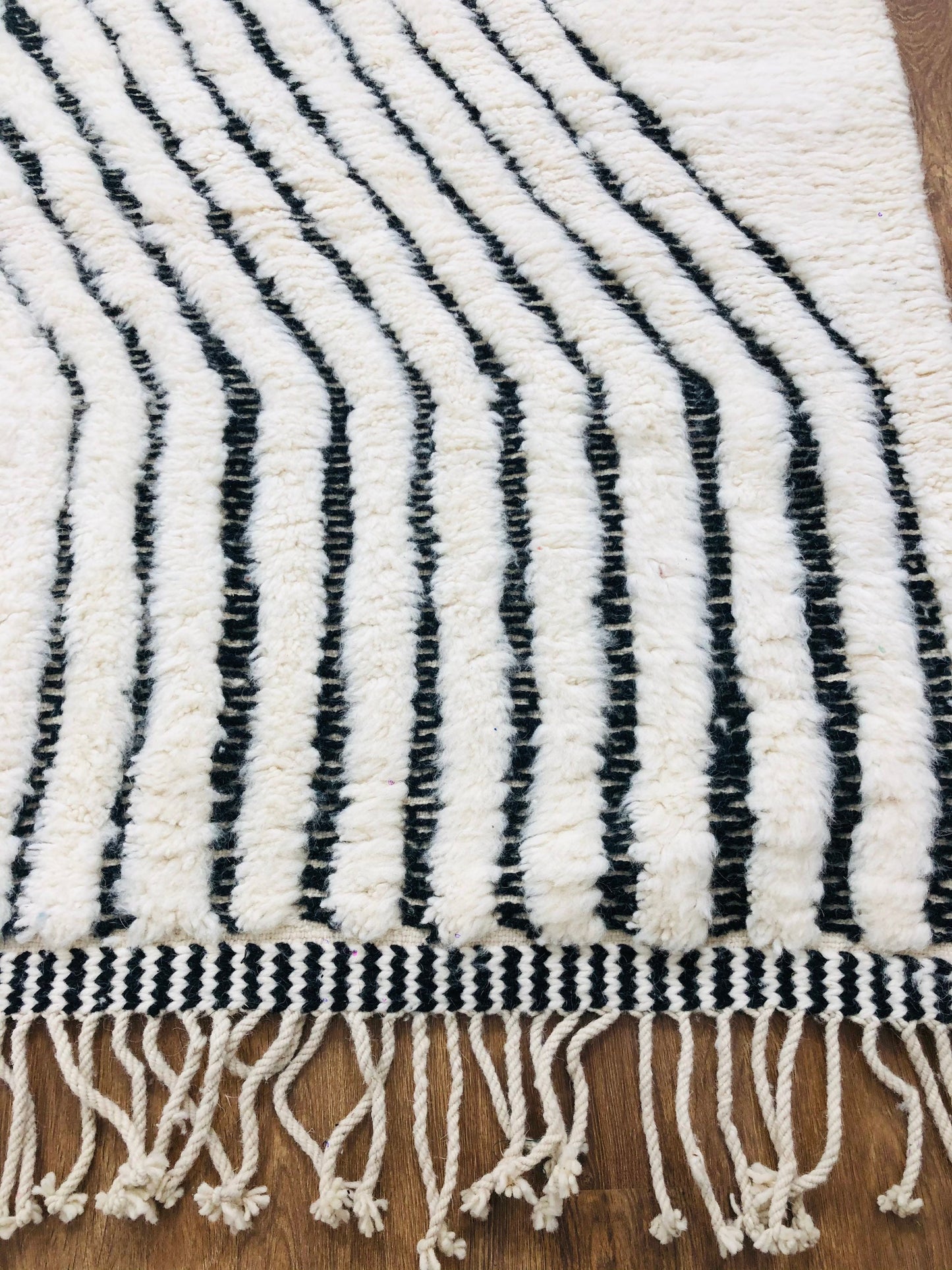 Custom Handmade Moroccan Nordic Scandinavian White & Black Beni Ourain Rug - MarrakeshLoom