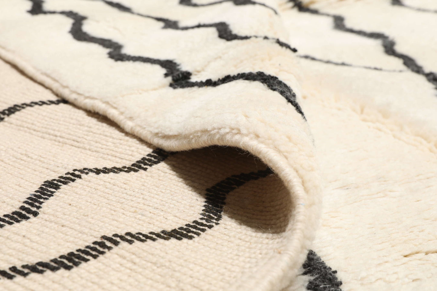 Custom Handmade Whitel & Black Wool Moroccan Beni Ourain Rug - MarrakeshLoom