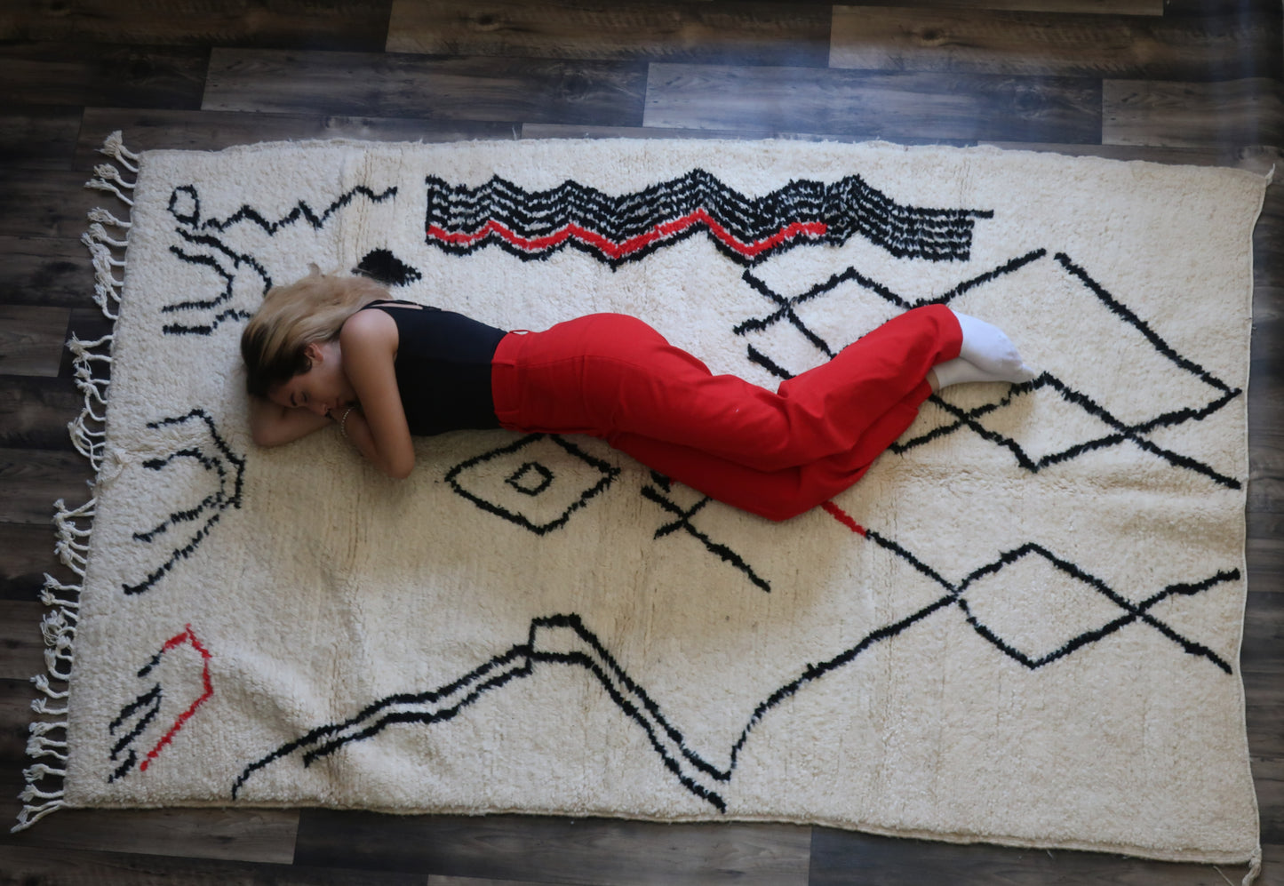Moroccan Berber Azilal Rug "Zara" - 7.80 FT x 4.92 FT ( 238 CM x 150 CM ) - MarrakeshLoom