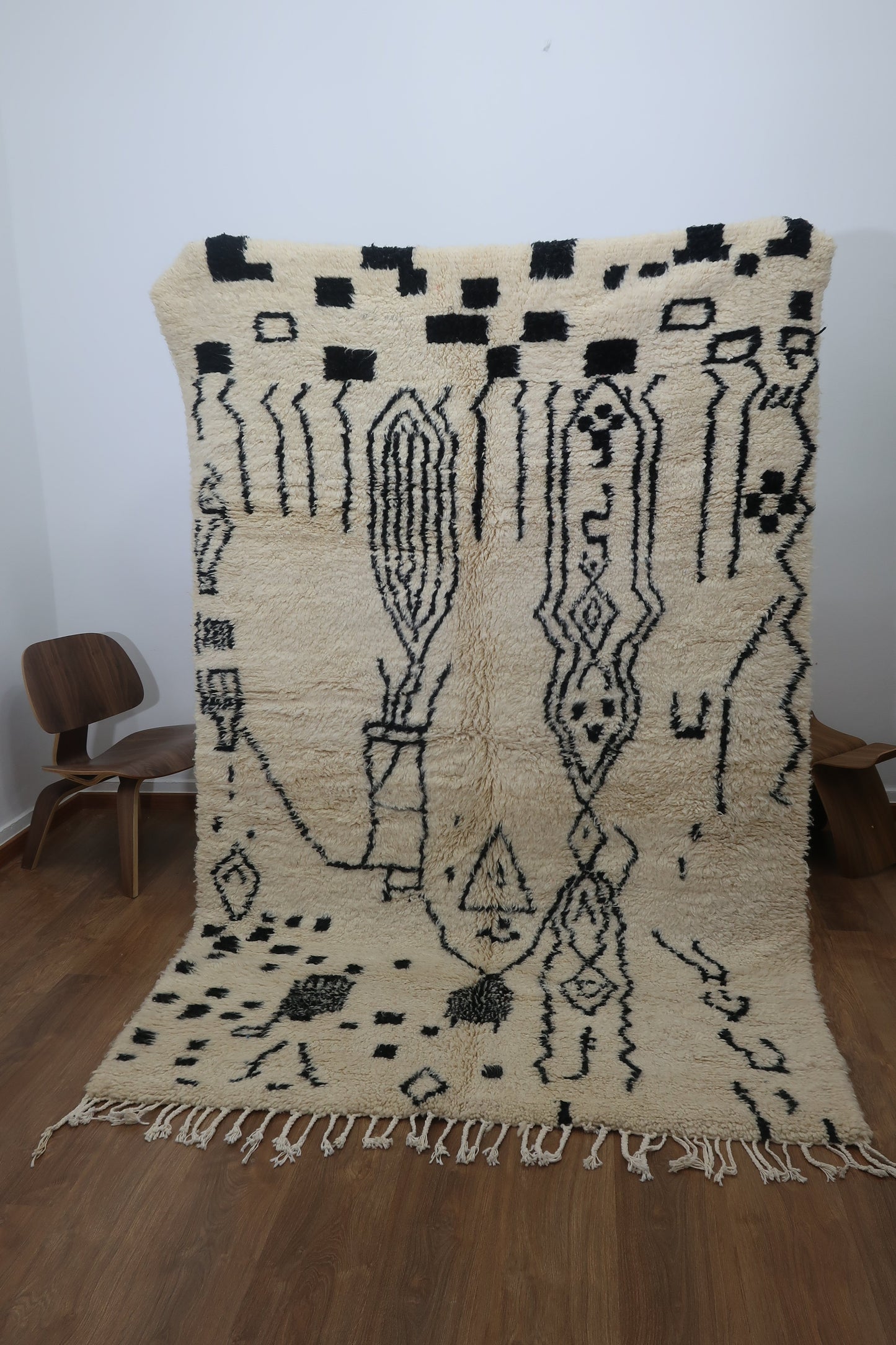 Moroccan Berber Azilal Rug "Rita" - 8.10 FT x 4.92 FT ( 247 CM x 150 CM ) - MarrakeshLoom