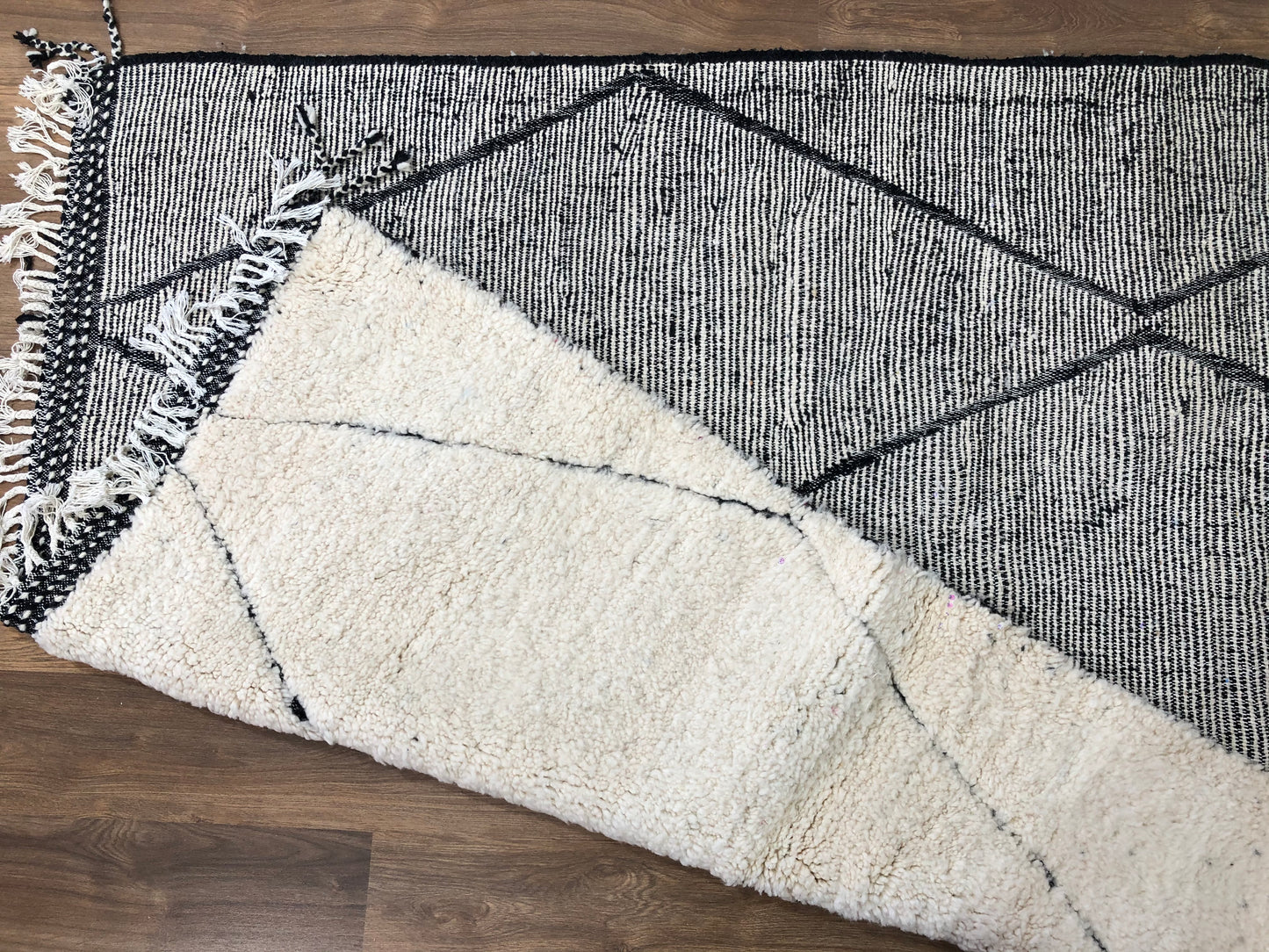 Handmade Moroccan Berber Beni Ourain Rug - 7.84 x 5.28 FT ( 239 x 161 Cm ) Authentic handwoven double sided carpet , Free Shipping - MarrakeshLoom