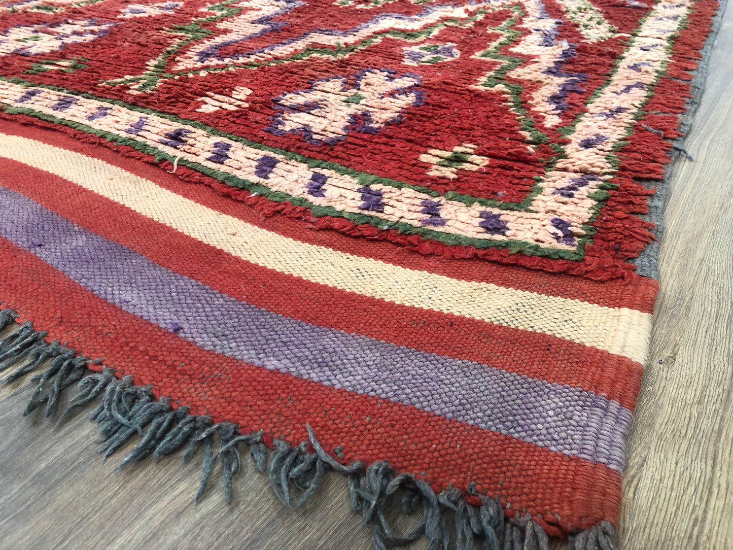 Vintage Handmade Moroccan Berber wool Rug - 9.51 FT× 4.92 FT ( 290 CM ×150 CM ) , Authentic handwoven carpet - MarrakeshLoom