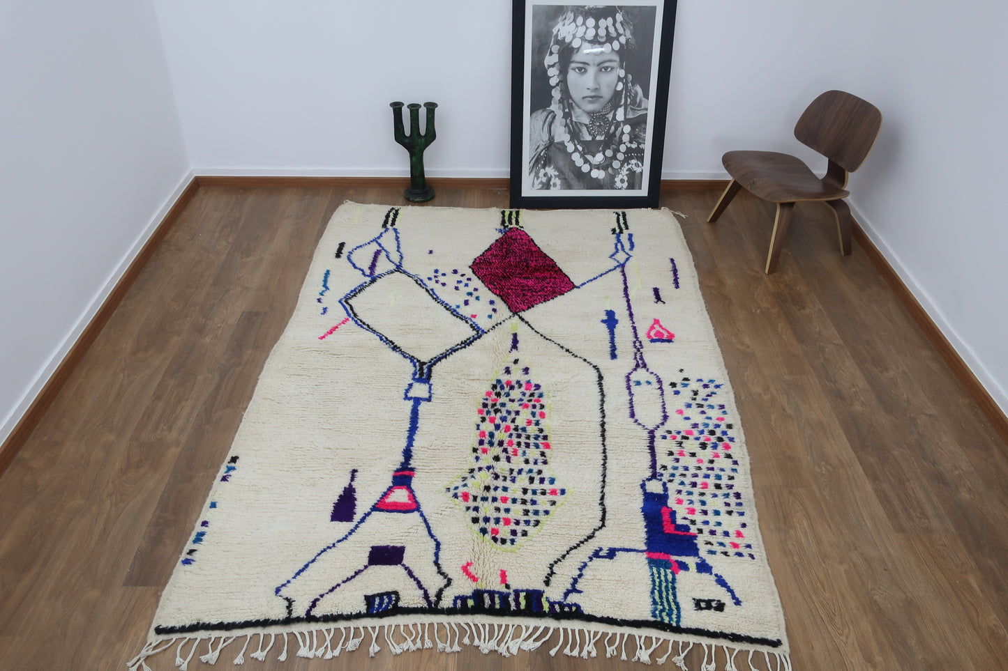 Moroccan Berber Azilal Rug "Siline" - 8.33 FT x 5.74 FT ( 254 CM x 175 CM ) - MarrakeshLoom