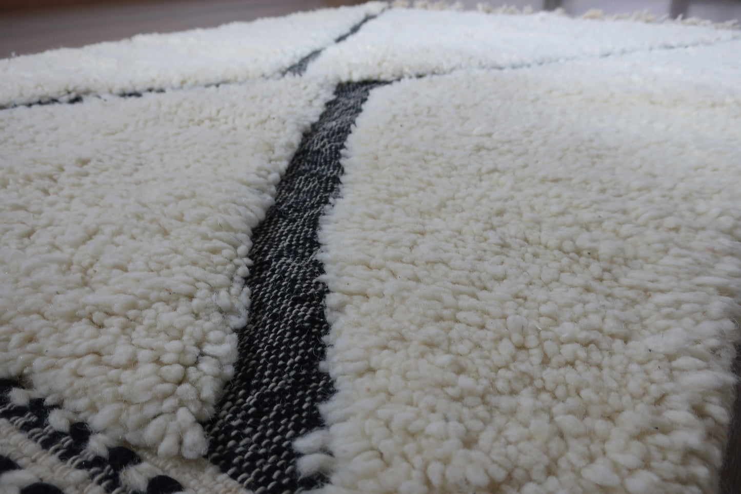 Moroccan Beni Ourain rug - "Masila" 5.08 FT x 3.37 FT - MarrakeshLoom