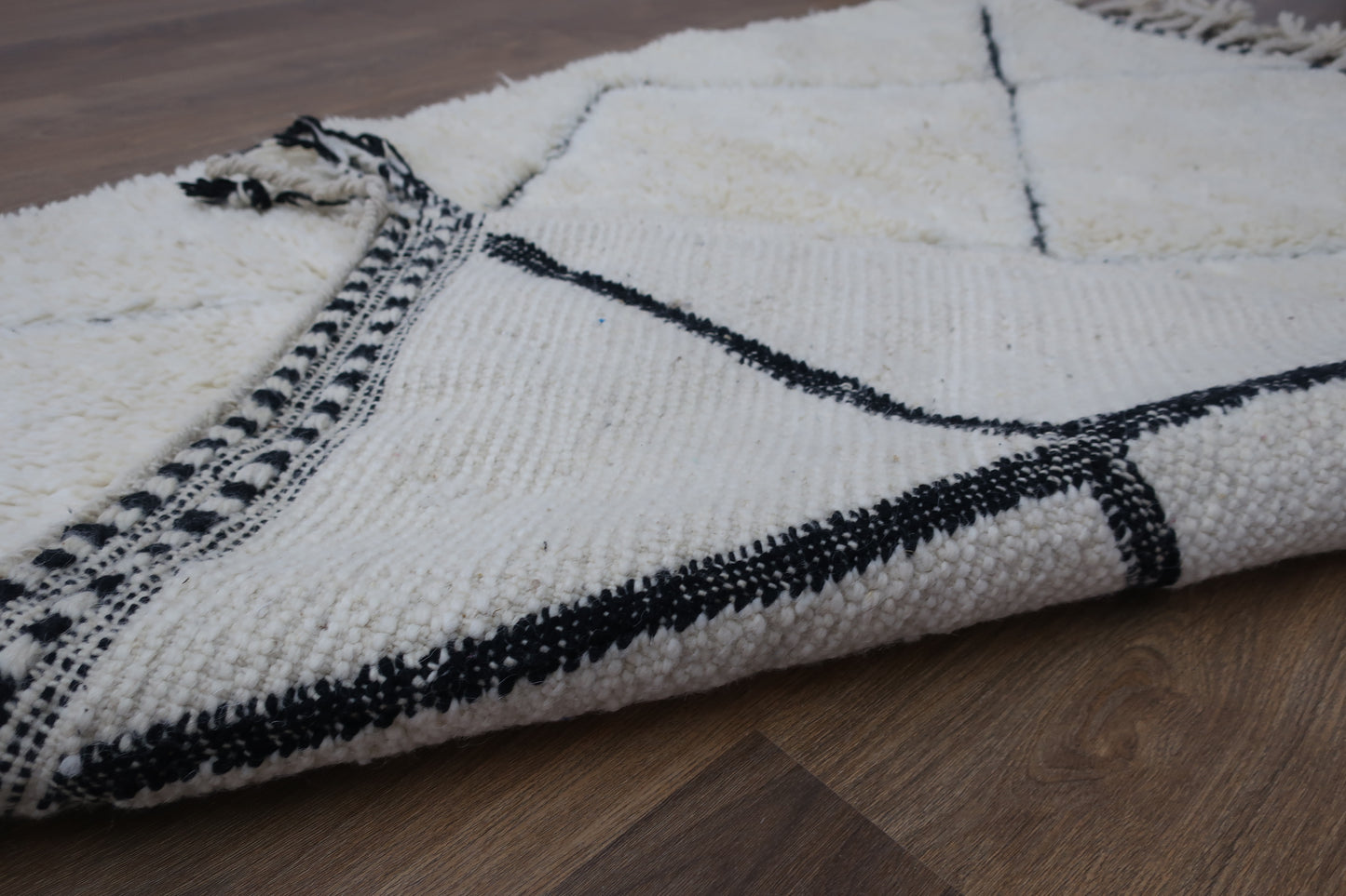 Moroccan Beni Ourain rug - "Mina" - MarrakeshLoom