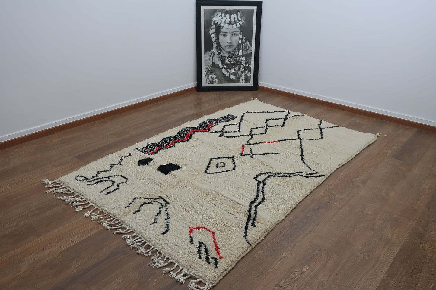 Moroccan Berber Azilal Rug "Zara" - 7.80 FT x 4.92 FT ( 238 CM x 150 CM ) - MarrakeshLoom
