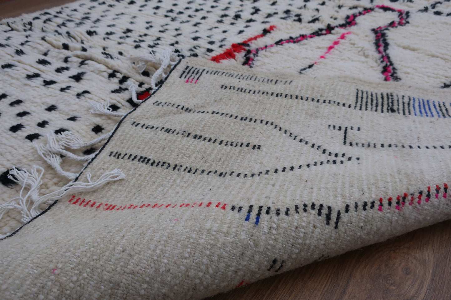 Moroccan Berber Azilal Rug "Diana" - 8.66 FT x 5.08 FT ( 264 CM x 155 CM ) - MarrakeshLoom