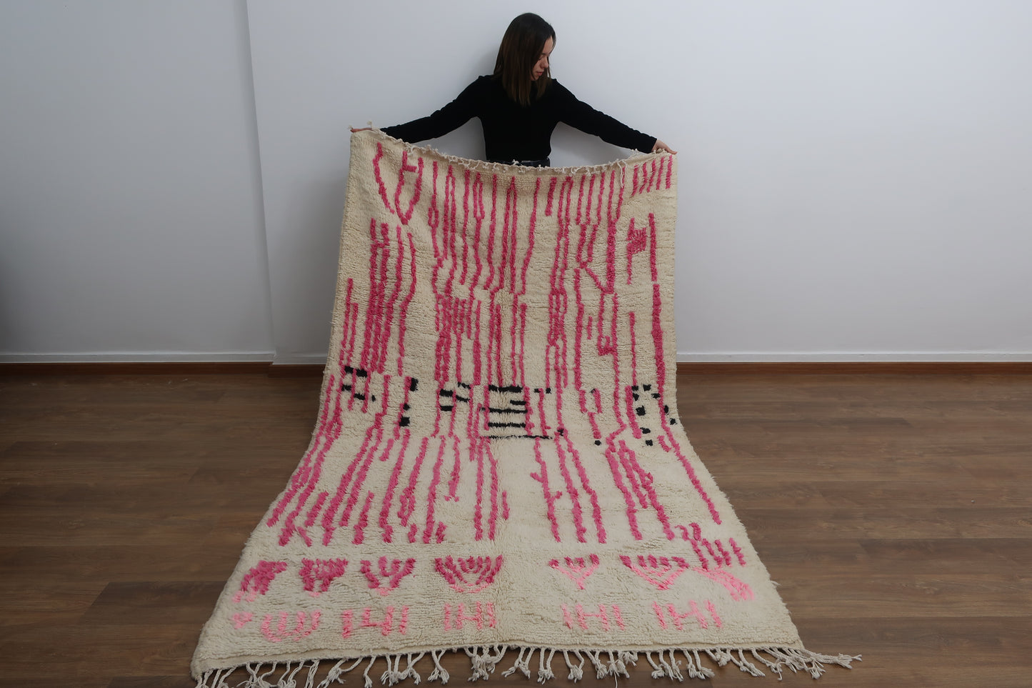 Moroccan Berber Azilal Rug "Desert Rose" - 8.49 FT x 4.62 FT ( 259 CM x 141 CM ) - MarrakeshLoom