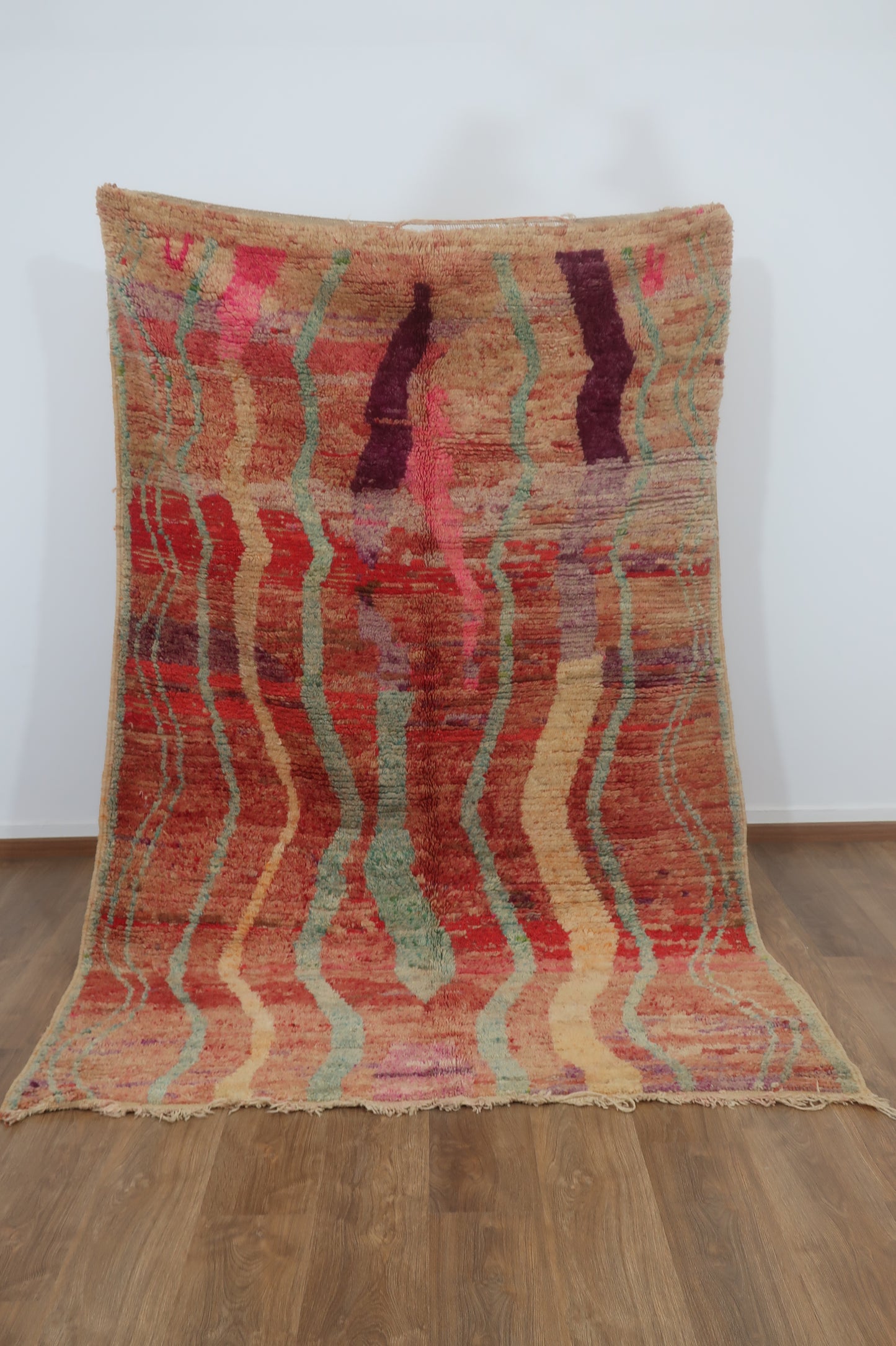 Vintage Moroccan Berber wool Rug - 7.05 FT × 5.80 FT ( 215 Cm × 177 Cm), Authentic handwoven carpet - MarrakeshLoom