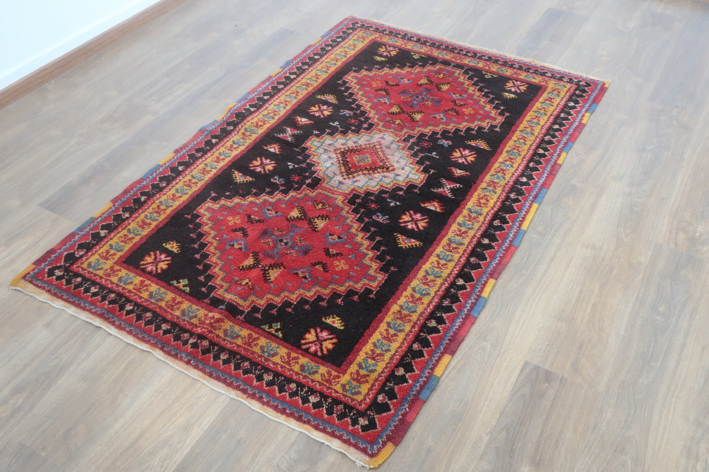 Vintage Handmade Moroccan Berber Wool Taznakht area rug , 6.16 FT x 3.83 FT ( 188 Cm x 117 Cm ) Authentic handwoven carpet - MarrakeshLoom