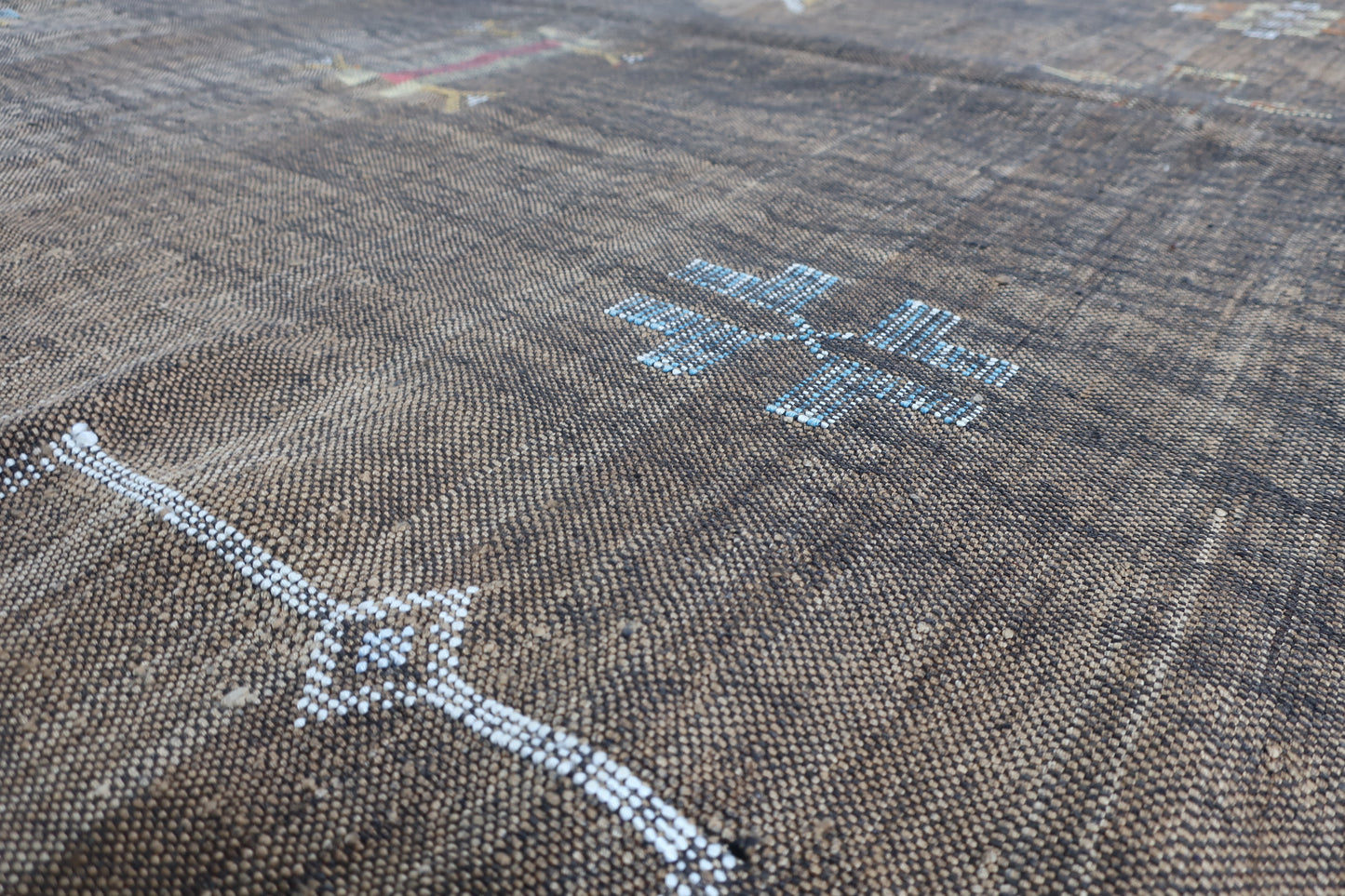 Handmade Moroccan Cactus silk Sabra area rug , 7.77 FT × 4.46 FT ( 237 Cm × 136 Cm ), Authentic handwoven carpet - MarrakeshLoom