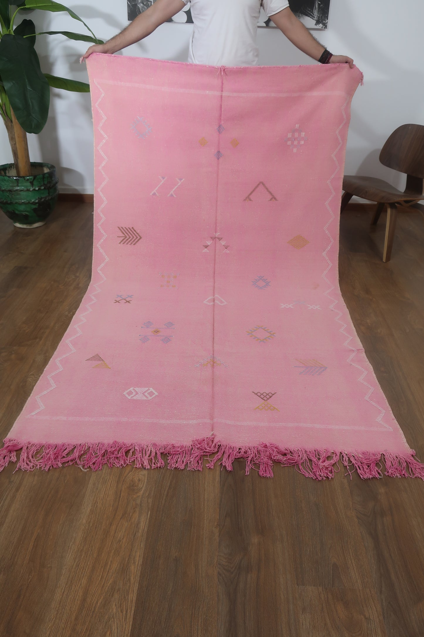 Handmade Moroccan Cactus silk Sabra area rug , 7.61 FT × 4.33 FT ( 232 Cm × 132 Cm ), Authentic handwoven carpet - MarrakeshLoom