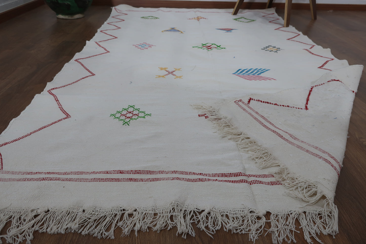 Handmade Moroccan Cactus silk Sabra area rug , 7.77 FT × 4.52 FT ( 237 Cm × 138 Cm ), Authentic handwoven carpet - MarrakeshLoom
