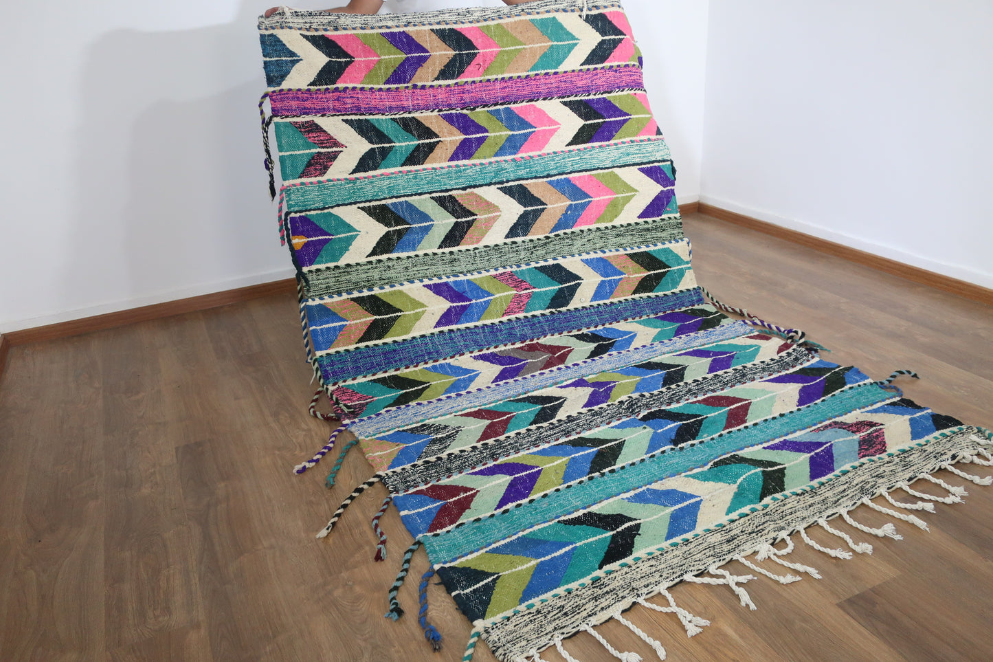 Handwoven Moroccan flat-weave wool Kilim area rug - ( 250 × 150 Cm ) - MarrakeshLoom