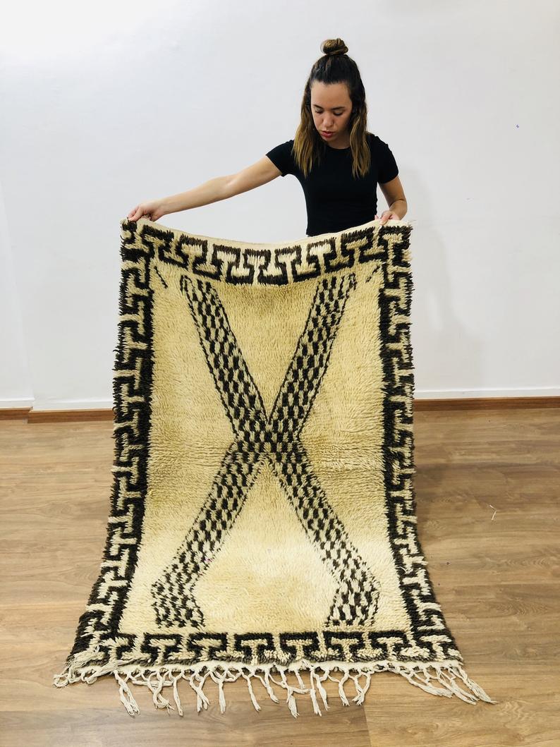 Moroccan Rug, Small Beni Ourain rug, 5.31 x 3.37 FT ( 162 x 103 Cm ), Vintage Handwoven Moroccan rug, Authentic Beni Ouarain Shaggy Carpet, Black Friday - MarrakeshLoom