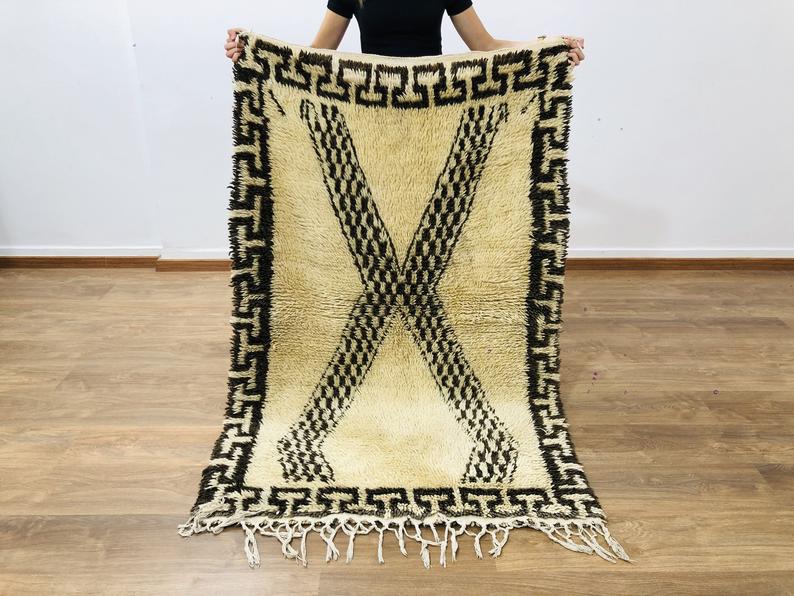 Moroccan Rug, Small Beni Ourain rug, 5.31 x 3.37 FT ( 162 x 103 Cm ), Vintage Handwoven Moroccan rug, Authentic Beni Ouarain Shaggy Carpet, Black Friday - MarrakeshLoom