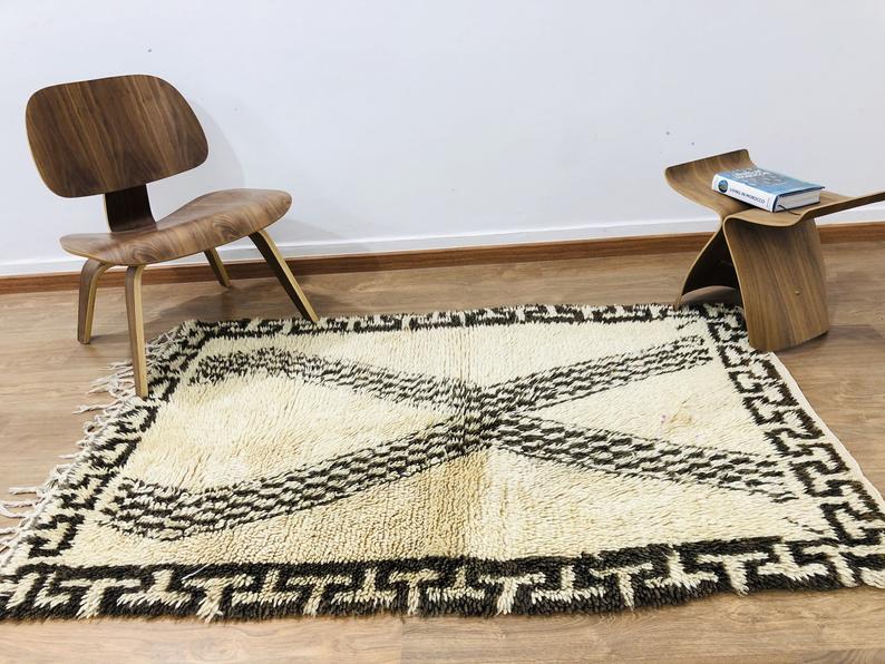 Moroccan Rug, Small Beni Ourain rug, 5.31 x 3.37 FT ( 162 x 103 Cm ), Vintage Handwoven Moroccan rug, Authentic Beni Ouarain Shaggy Carpet, Black Friday - MarrakeshLoom