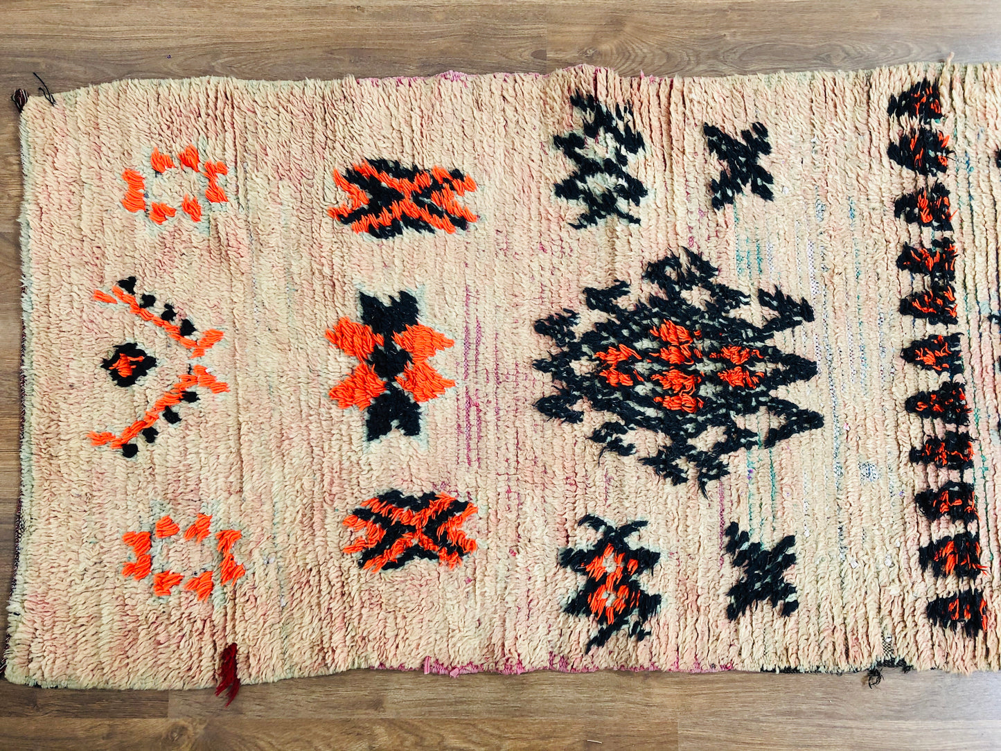 Vintage Moroccan Berber Boujaad wool Runner - 12.13 FT × 3.11 FT ( 370 Cm × 95 Cm ) Authentic handwoven Boujad Carpet, Free Shipping - MarrakeshLoom