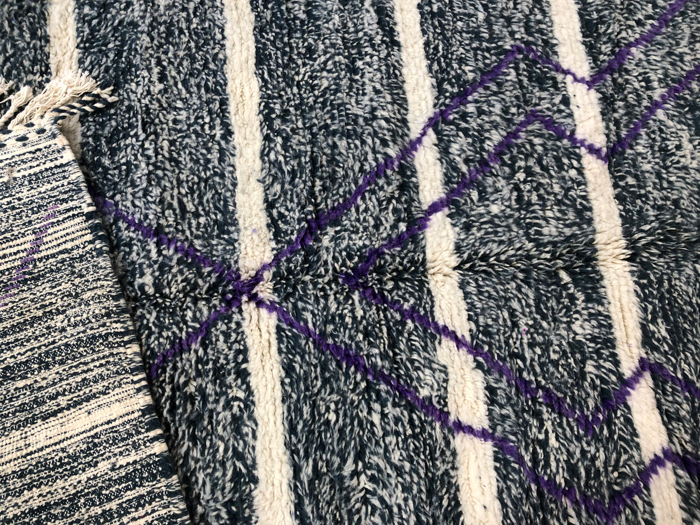 Handmade Moroccan Berber Beni Ourain Rug - 8.53 FT x 5.05 FT ( 260 x 154 Cm ) Authentic handwoven carpet , Free Shipping - MarrakeshLoom
