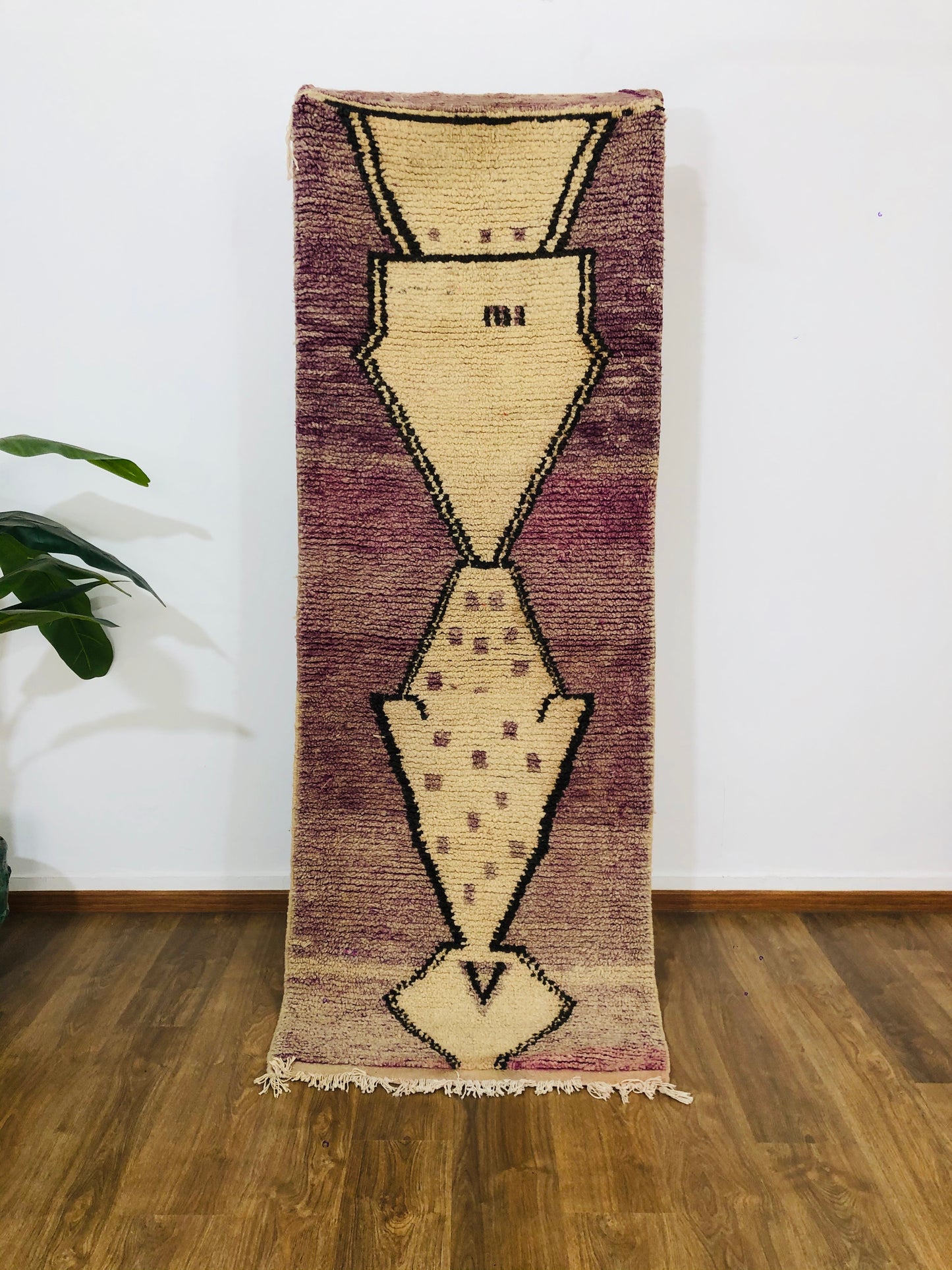 Vintage Moroccan Berber Wool Boujaad Runner - 7.80 FT × 2.78 FT ( 238 Cm × 85 Cm ), Authentic Boujad Carpet - MarrakeshLoom