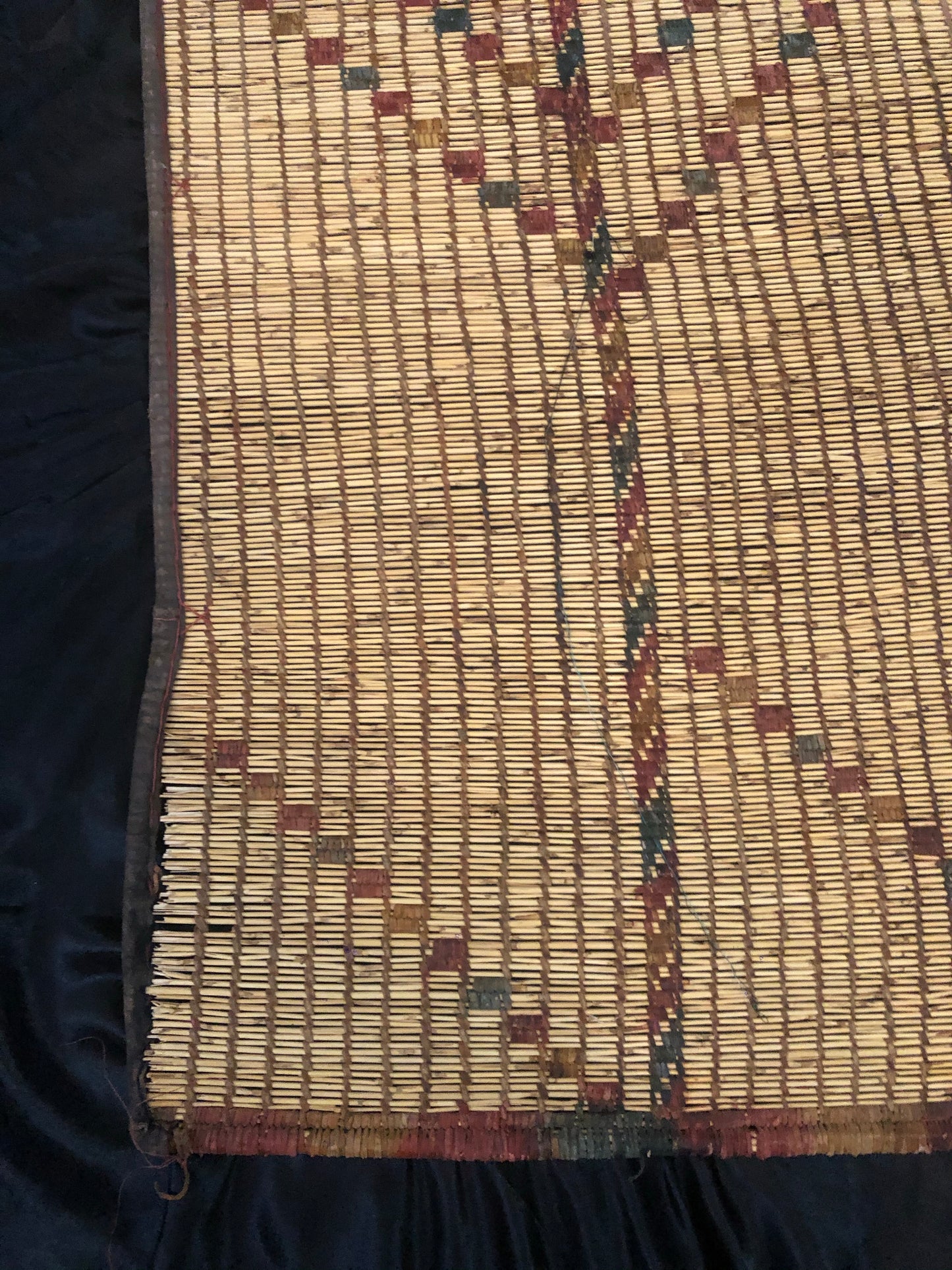 Vintage Small Handmade Tuareg Mat Area Rug - ( 103 Cm × 97 Cm ) Authentic Ethnic Tribal Nomadic Sahara Desert Rug - MarrakeshLoom
