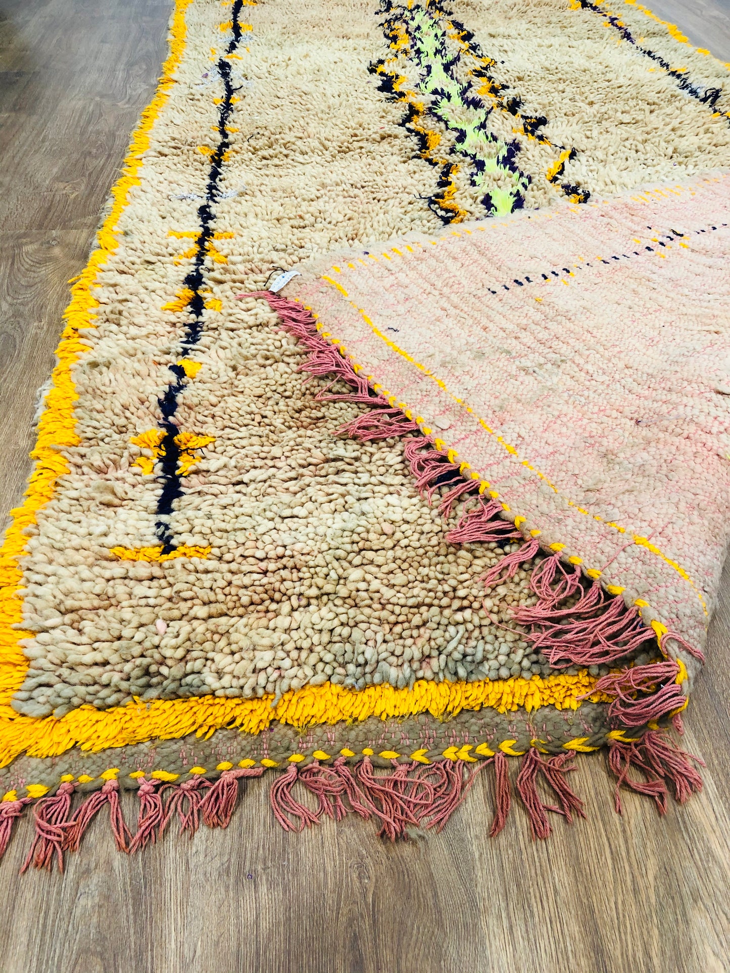 Vintage Moroccan Berber wool Rug - ( 263 × 130 Cm ) - MarrakeshLoom