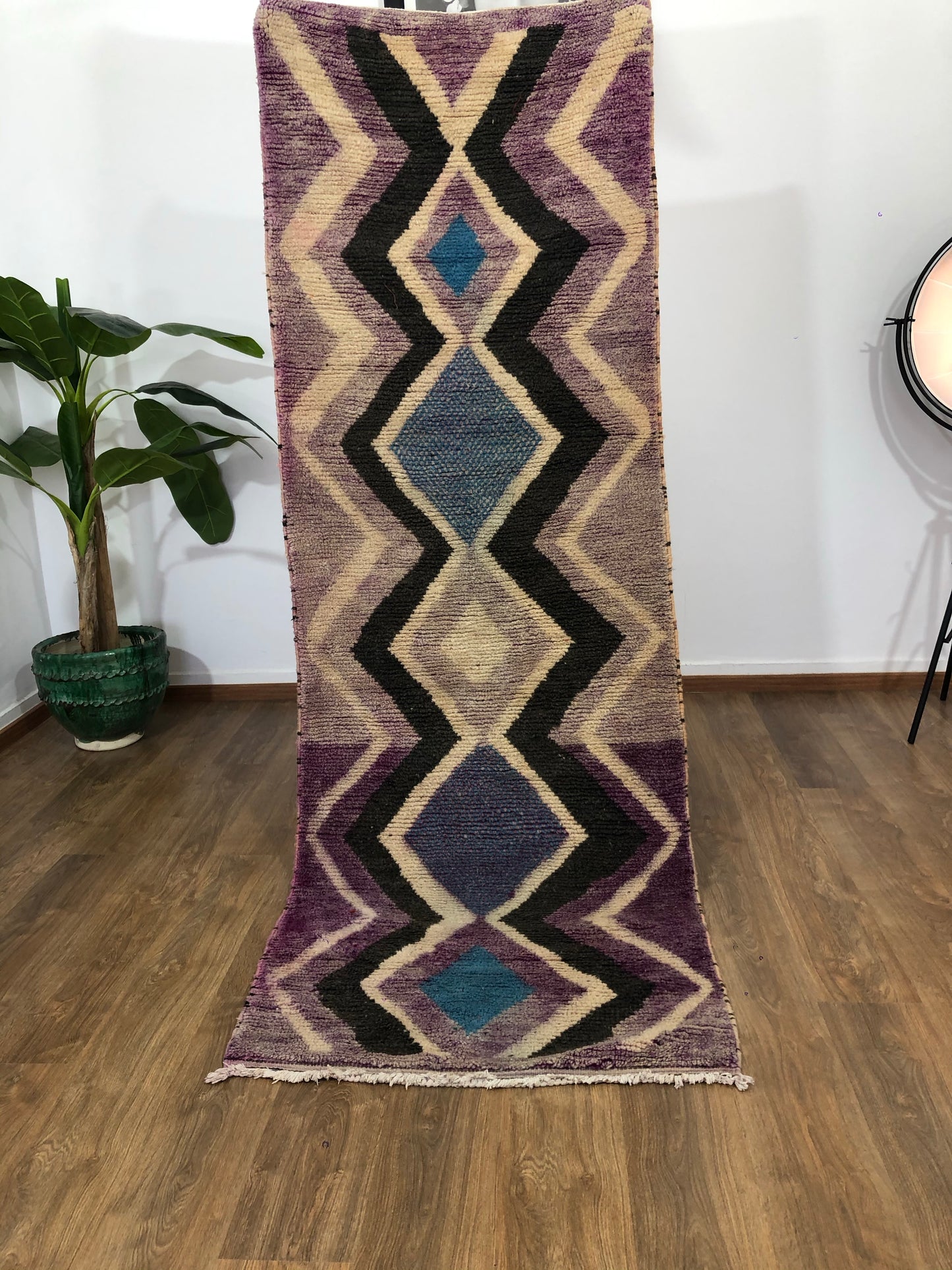 Vintage Moroccan Berber wool Runner - 8.62 FT × 2.95 FT ( 263 Cm × 90 Cm ) - MarrakeshLoom