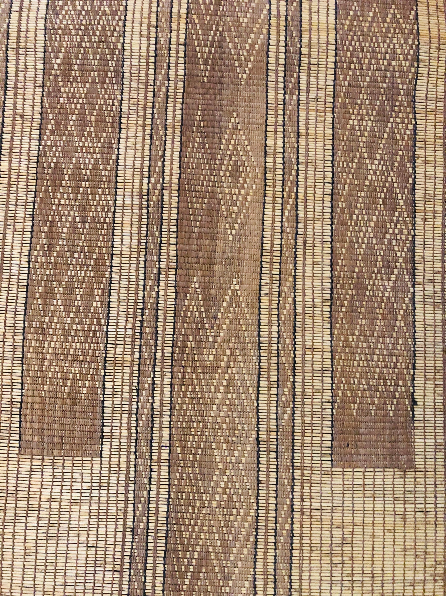 Vintage Handmade Tuareg Mat Area Rug - 5.31 FT × 3.77 FT ( 162 Cm × 115 Cm ) Authentic Ethnic Tribal Nomadic Sahara Desert Rug - MarrakeshLoom