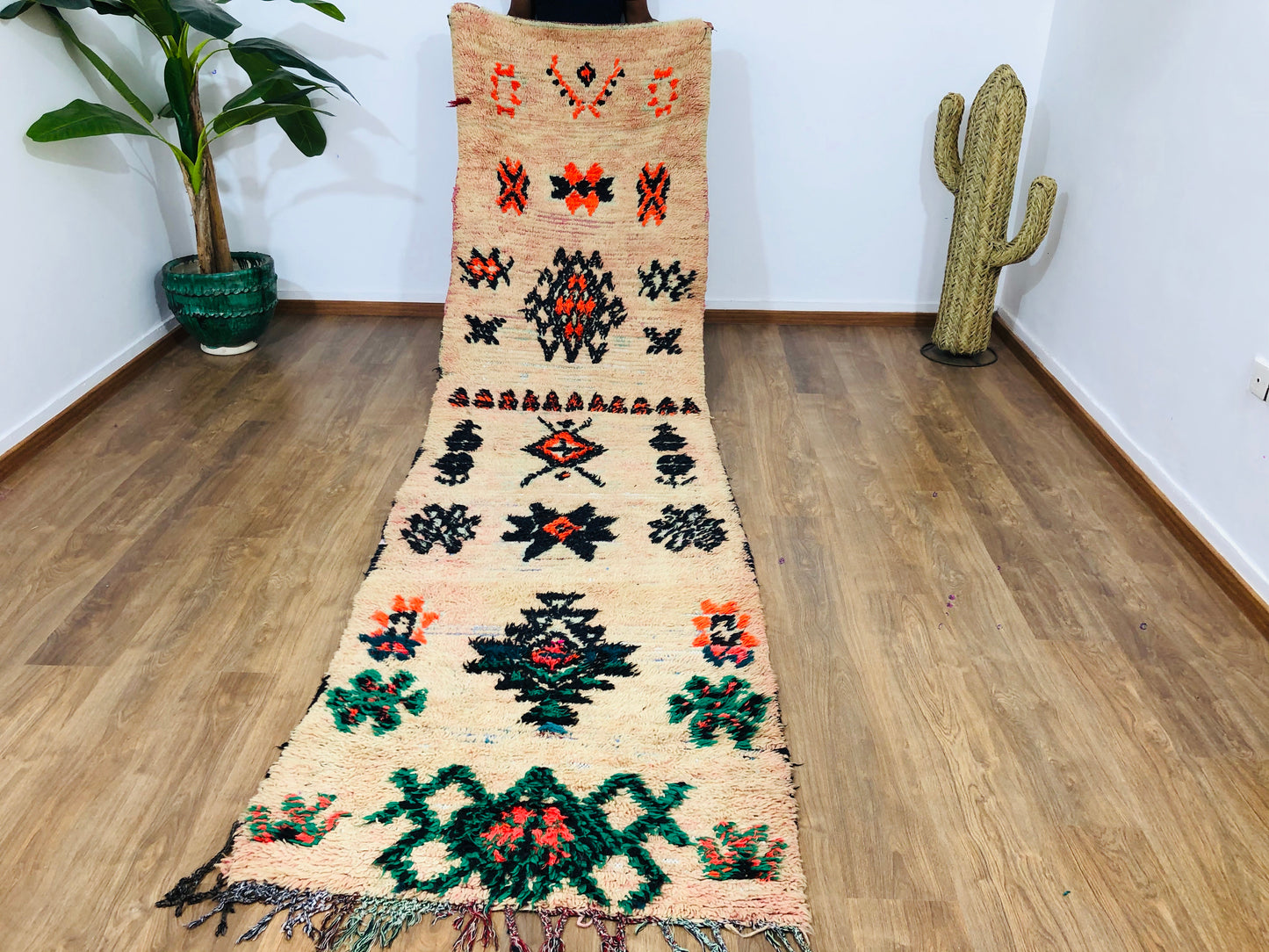 Vintage Moroccan Berber Boujaad wool Runner - 12.13 FT × 3.11 FT ( 370 Cm × 95 Cm ) Authentic handwoven Boujad Carpet, Free Shipping - MarrakeshLoom