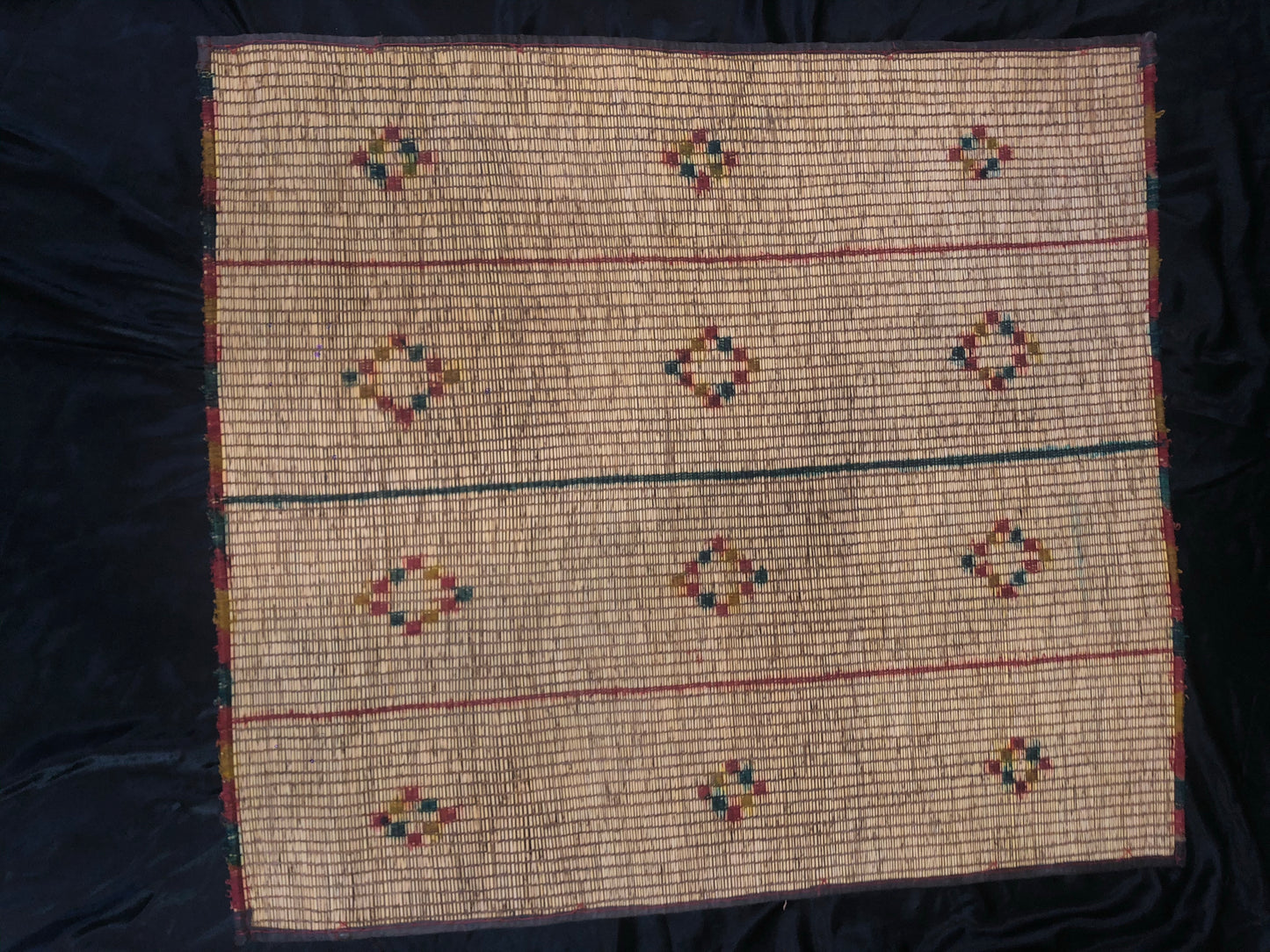 Vintage Small Handmade Tuareg Mat Area Rug - ( 106 Cm × 96 Cm ) Authentic Ethnic Tribal Nomadic Sahara Desert Rug - MarrakeshLoom