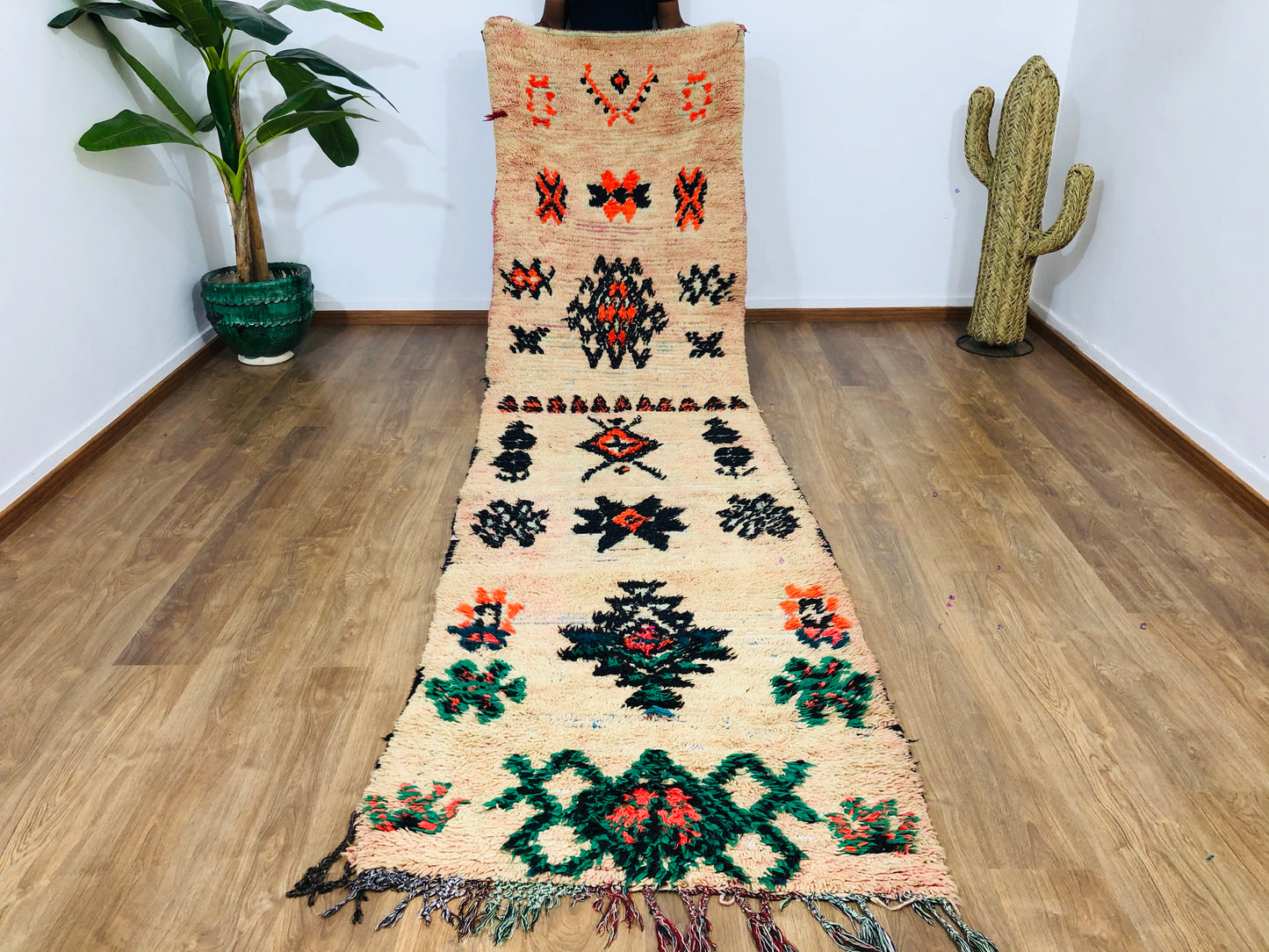 Vintage Moroccan Berber Boujaad wool Runner - 12.13 FT × 3.11 FT ( 370 Cm × 95 Cm ) Authentic handwoven Boujad Carpet, Free Shipping - MarrakeshLoom
