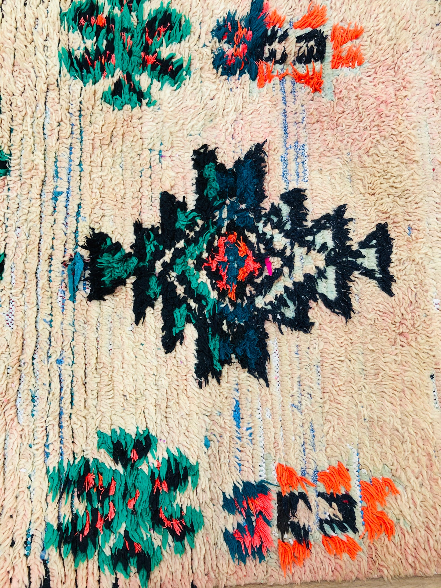 Vintage Moroccan Berber Boujaad wool Runner - 12.13 FT × 3.11 FT ( 370 Cm × 95 Cm ) Authentic handwoven Boujad Carpet, Free Shipping - MarrakeshLoom