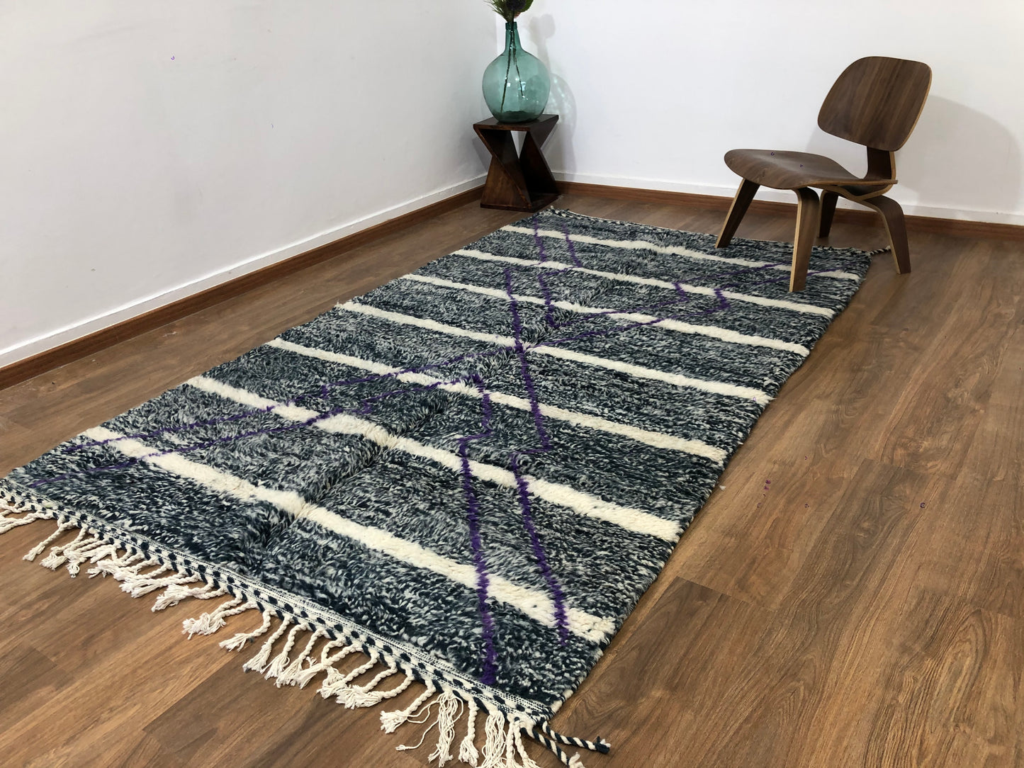 Handmade Moroccan Berber Beni Ourain Rug - 8.53 FT x 5.05 FT ( 260 x 154 Cm ) Authentic handwoven carpet , Free Shipping - MarrakeshLoom