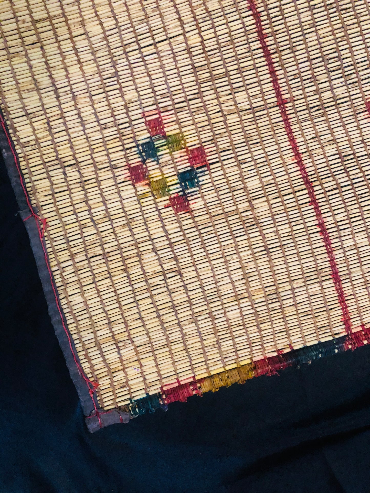 Vintage Small Handmade Tuareg Mat Area Rug - ( 106 Cm × 96 Cm ) Authentic Ethnic Tribal Nomadic Sahara Desert Rug - MarrakeshLoom