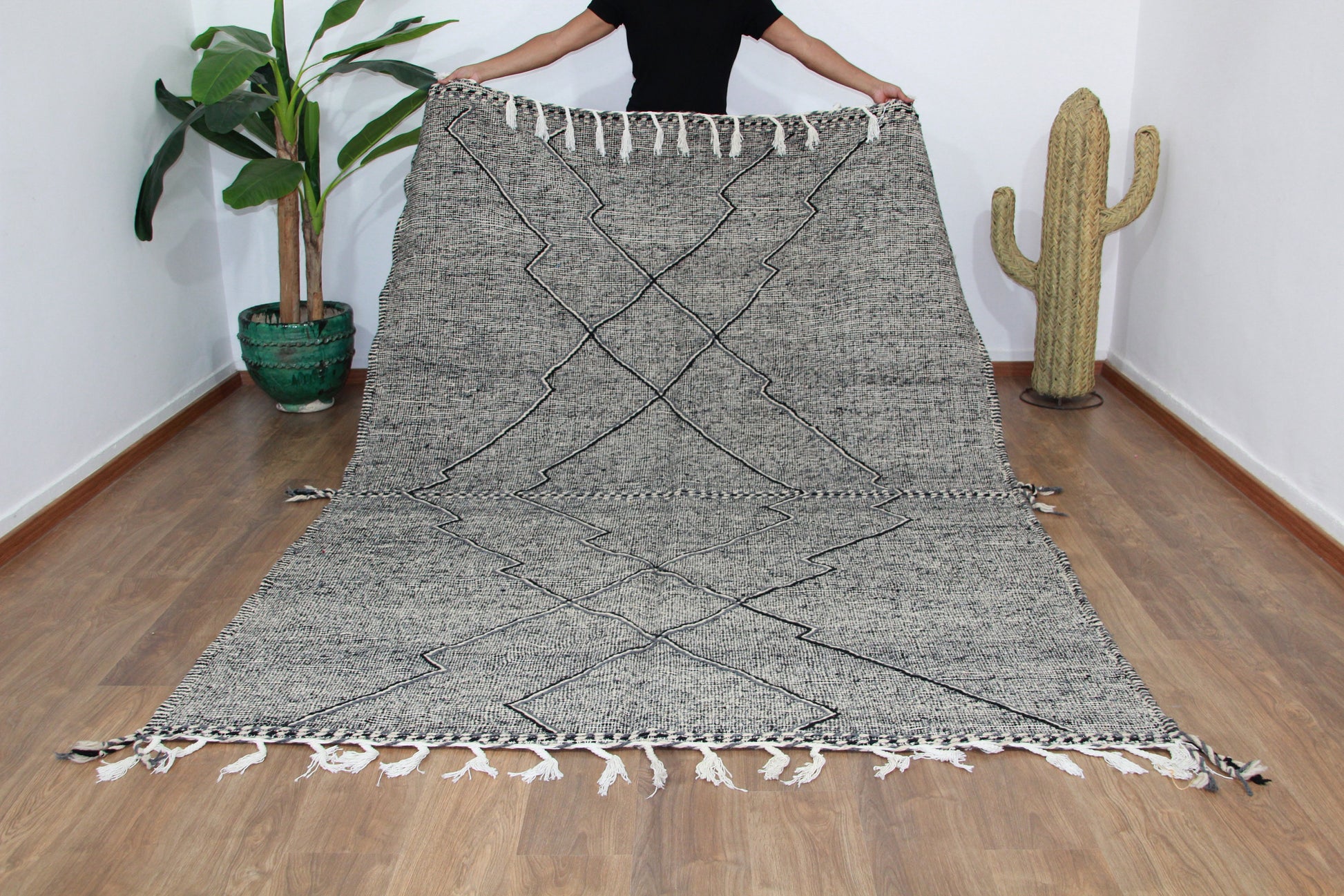 Custom Moroccan Mid-Century Handwoven Kelim Zanafi Rug - MarrakeshLoom