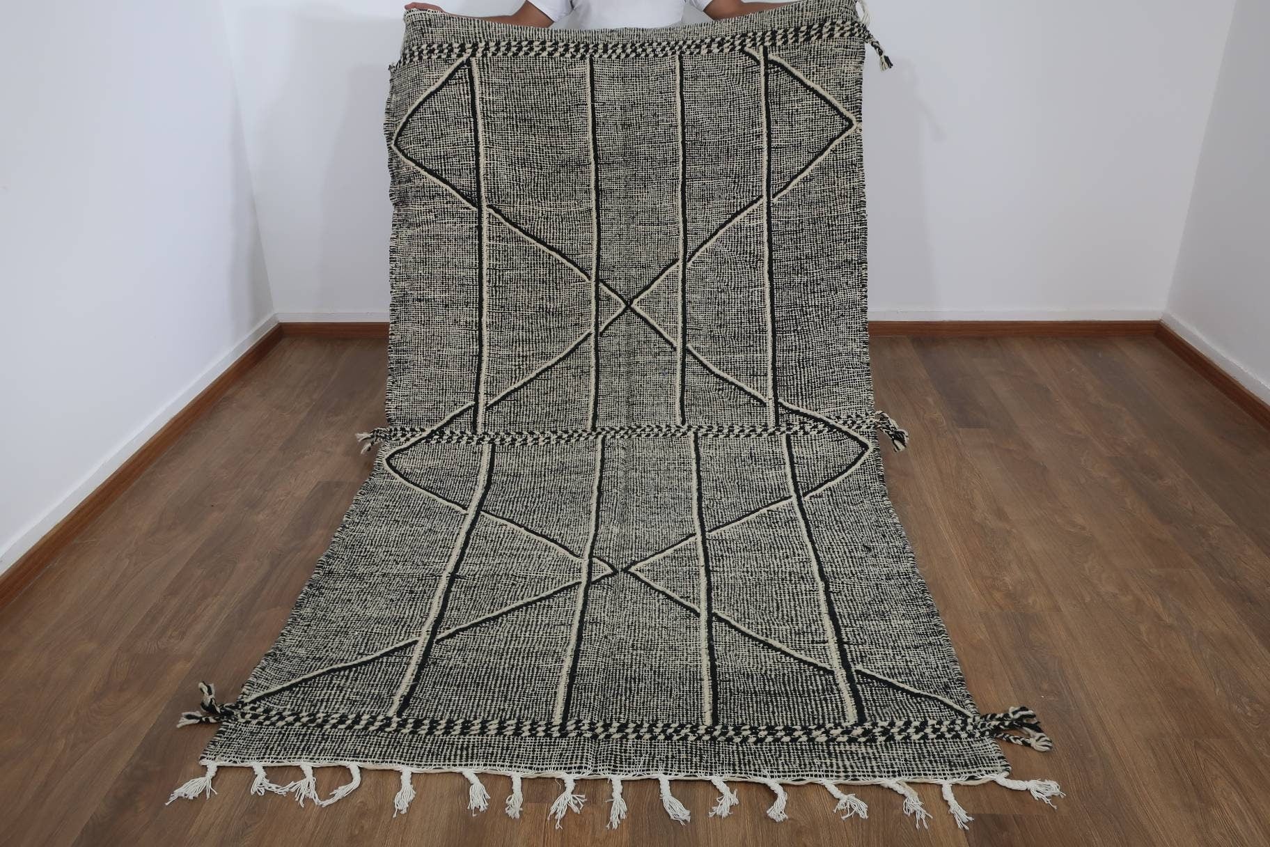 Custom Mid-Century Handwoven Kelim Moroccan Zanafi Rug - MarrakeshLoom