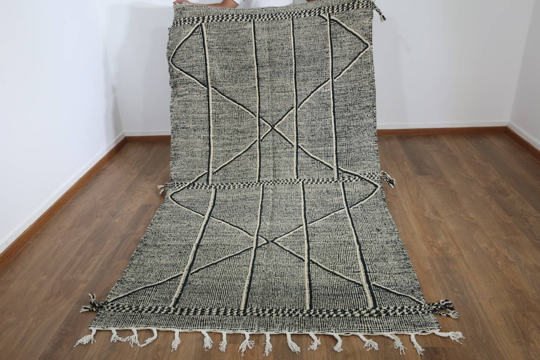 Custom Mid-Century Handwoven Kelim Moroccan Zanafi Rug - MarrakeshLoom