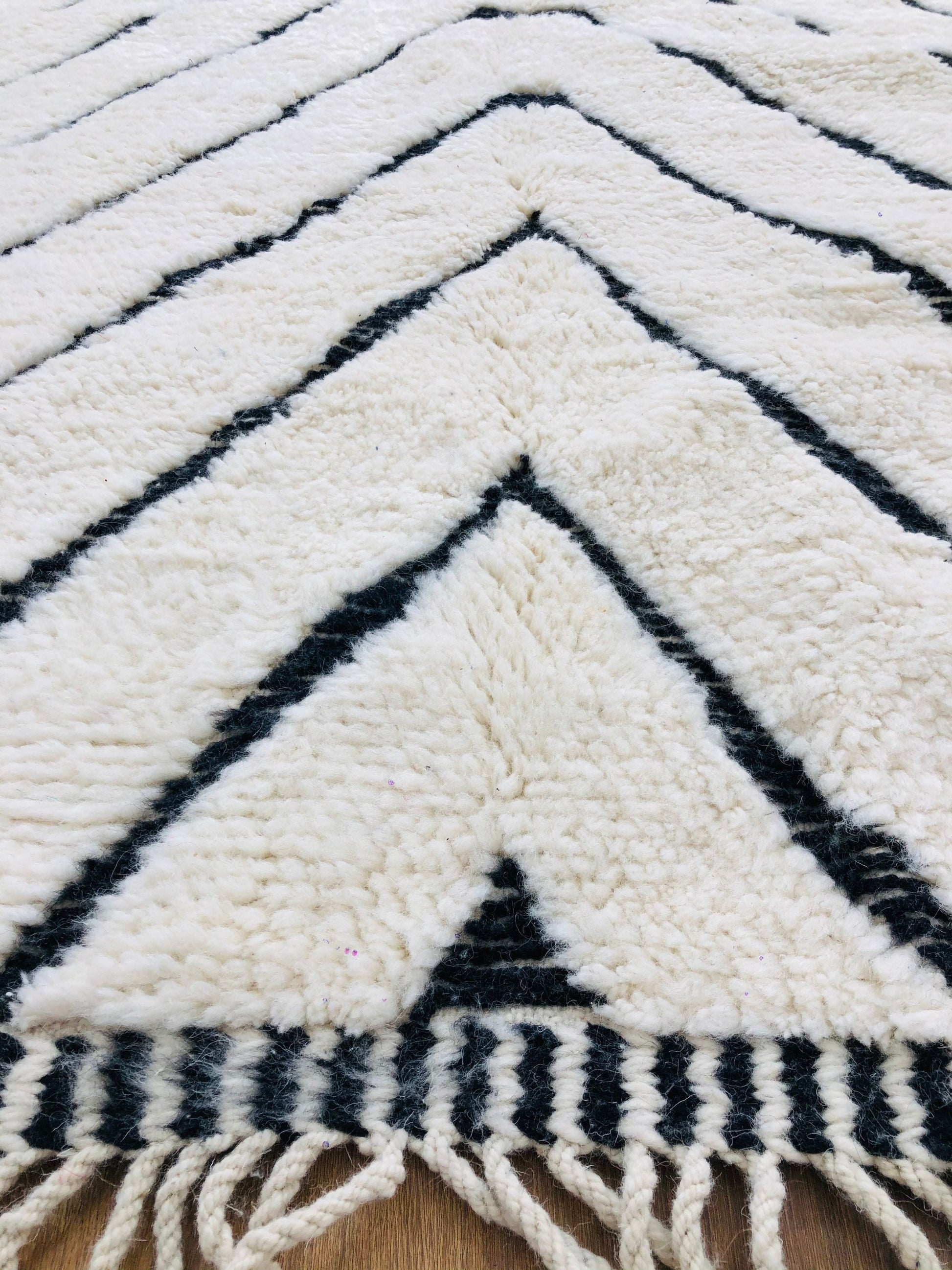 Custom Handmade Moroccan Geometric White and Black Wool Beni Ourain Rug - MarrakeshLoom