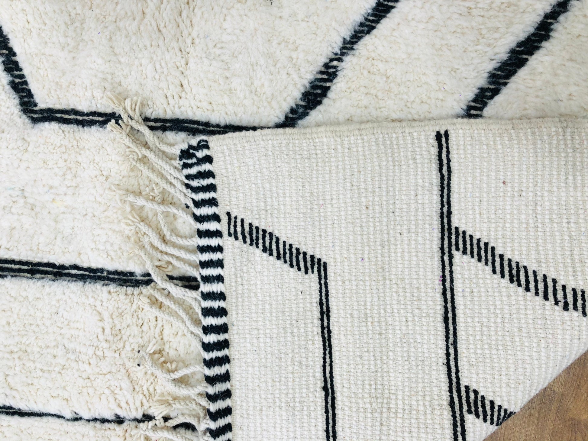 Custom Handmade Moroccan Geometric White and Black Wool Beni Ourain Rug - MarrakeshLoom