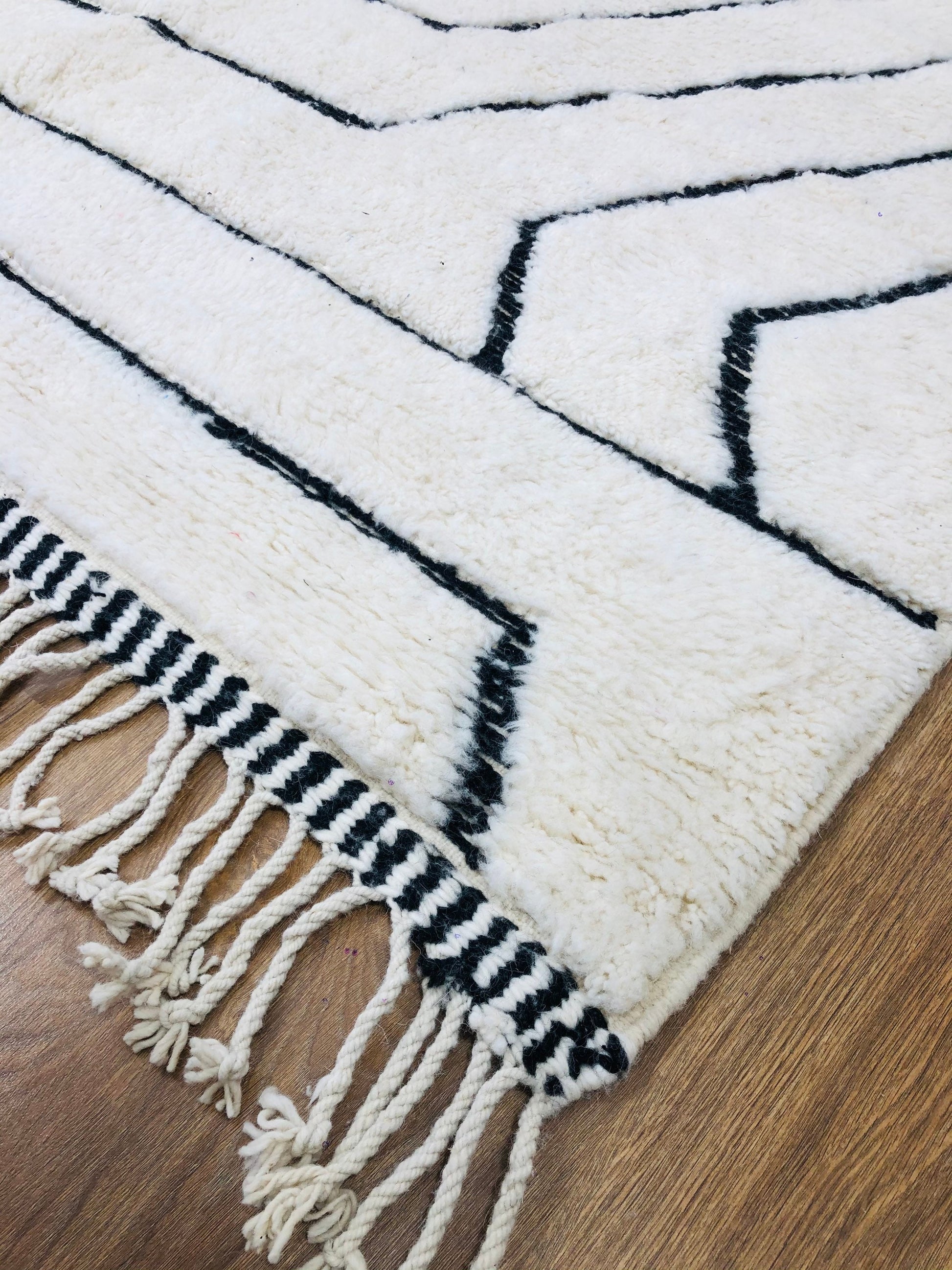 Custom Handmade Moroccan Geometric White and Black Wool Beni Ourain Rug - MarrakeshLoom
