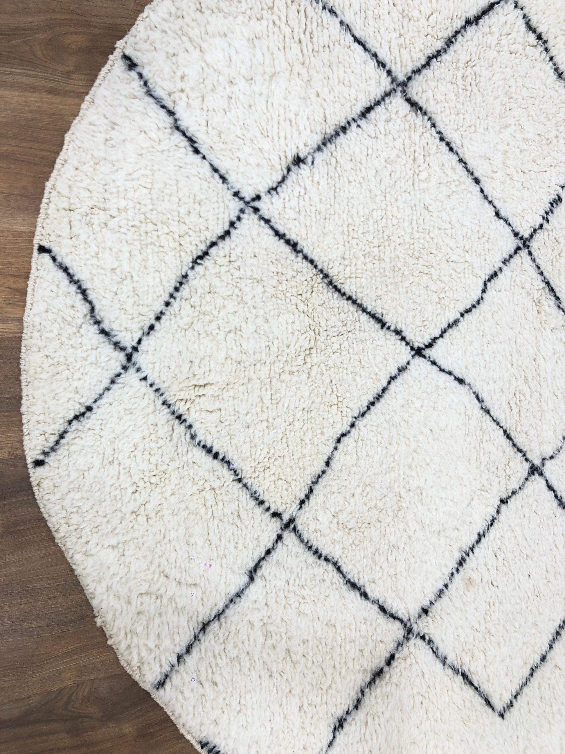 Custom Moroccan Round White Wool & Black Lozenge Beni Ourain Rug - MarrakeshLoom