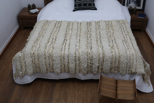 Vintage Handmade Moroccan Wedding Blanket Handira - "Aylana" - MarrakeshLoom