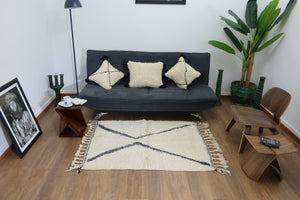 Moroccan Beni Ourain rug - "Masila" 5.08 FT x 3.37 FT - MarrakeshLoom