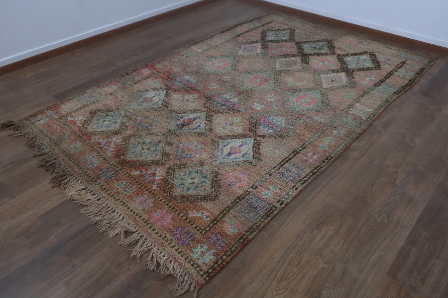 Vintage Moroccan Berber wool Rug - 9.08 FT × 5.44 FT ( 277 CM × 166 CM ) , Authentic handwoven carpet - MarrakeshLoom