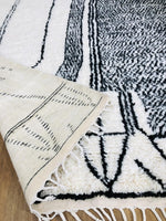 Beni Ourain rug 9.05x5.24 FT (276 x 160 Cm ) Handmade Moroccan rug, Berber Beni Ouarain Rug, Authentic handwoven carpet, Free Shipping - MarrakeshLoom